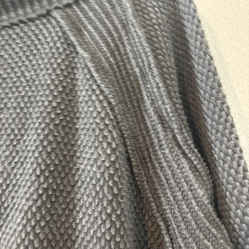 We The Free Shes a Keeper Vented-Hem Tunic Sweater Gray Boho Lagenlook M